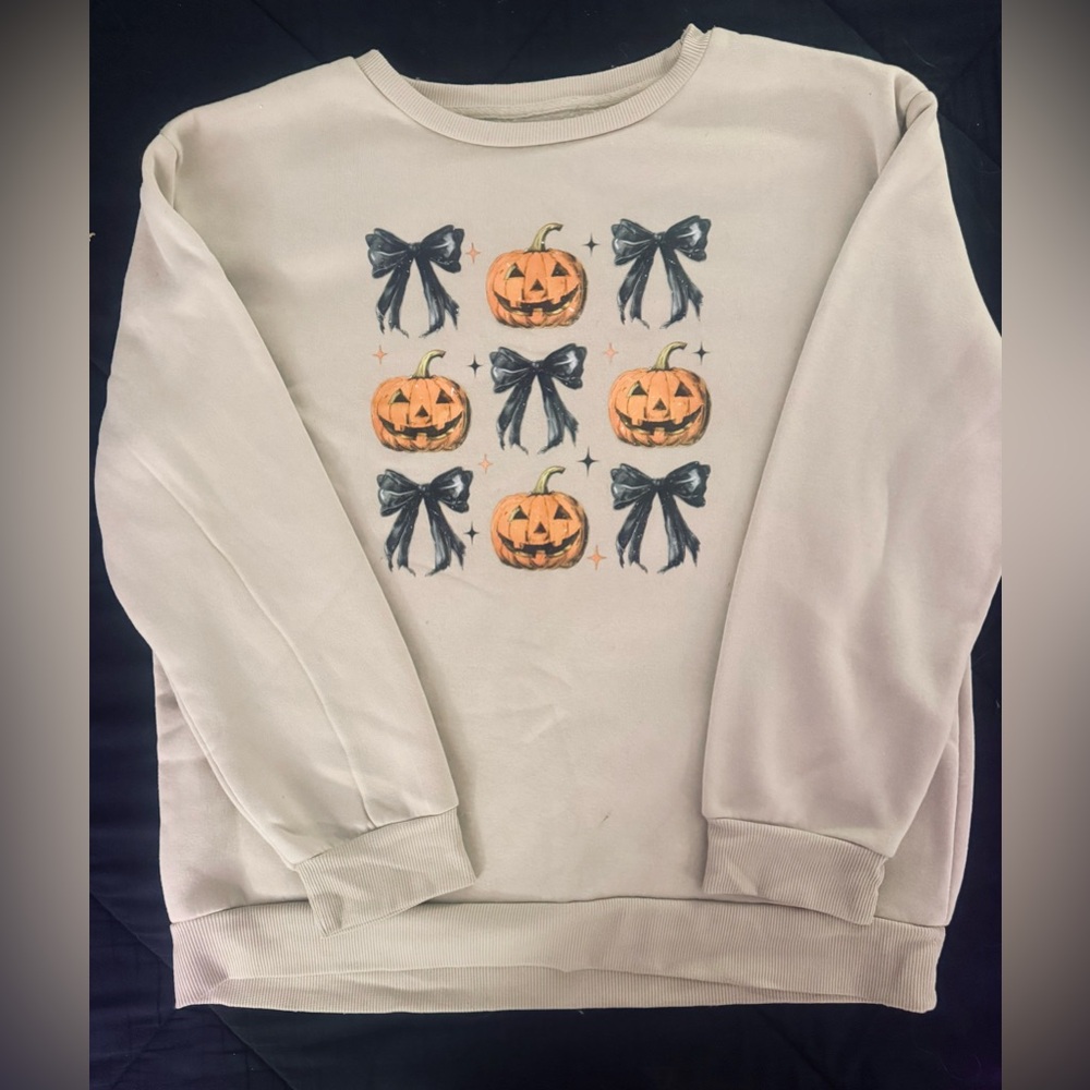 Women’s Medium Fall Swestshirt